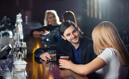 homme dépendant à l’alcool